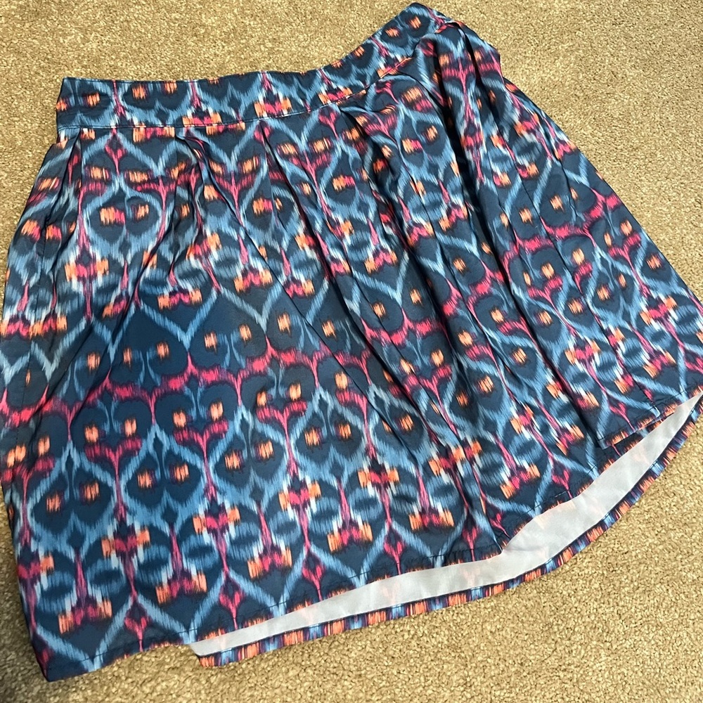 Short skirt